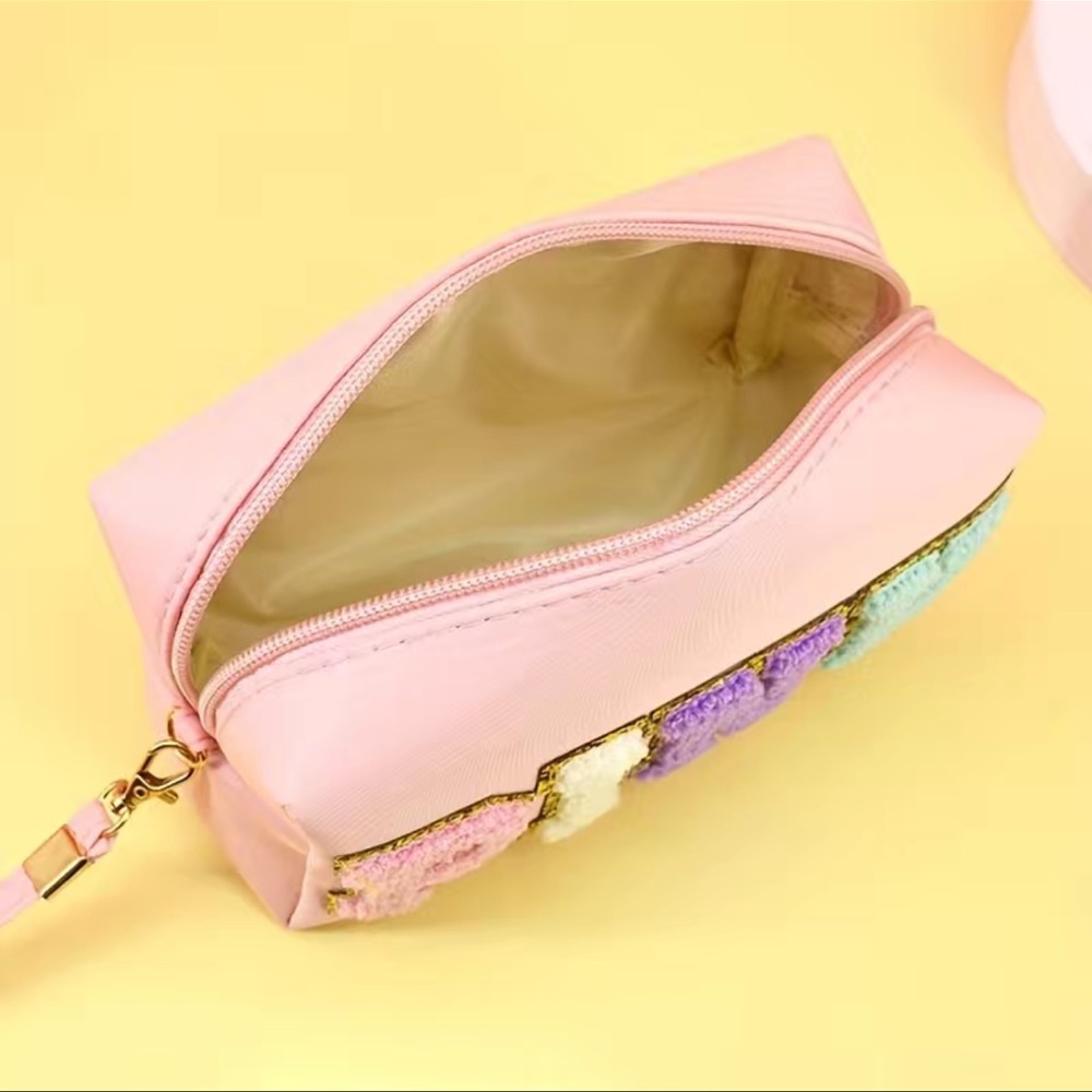 NWT Purple PINK Cosmetic Makeup Bag - Picture 2 of 3